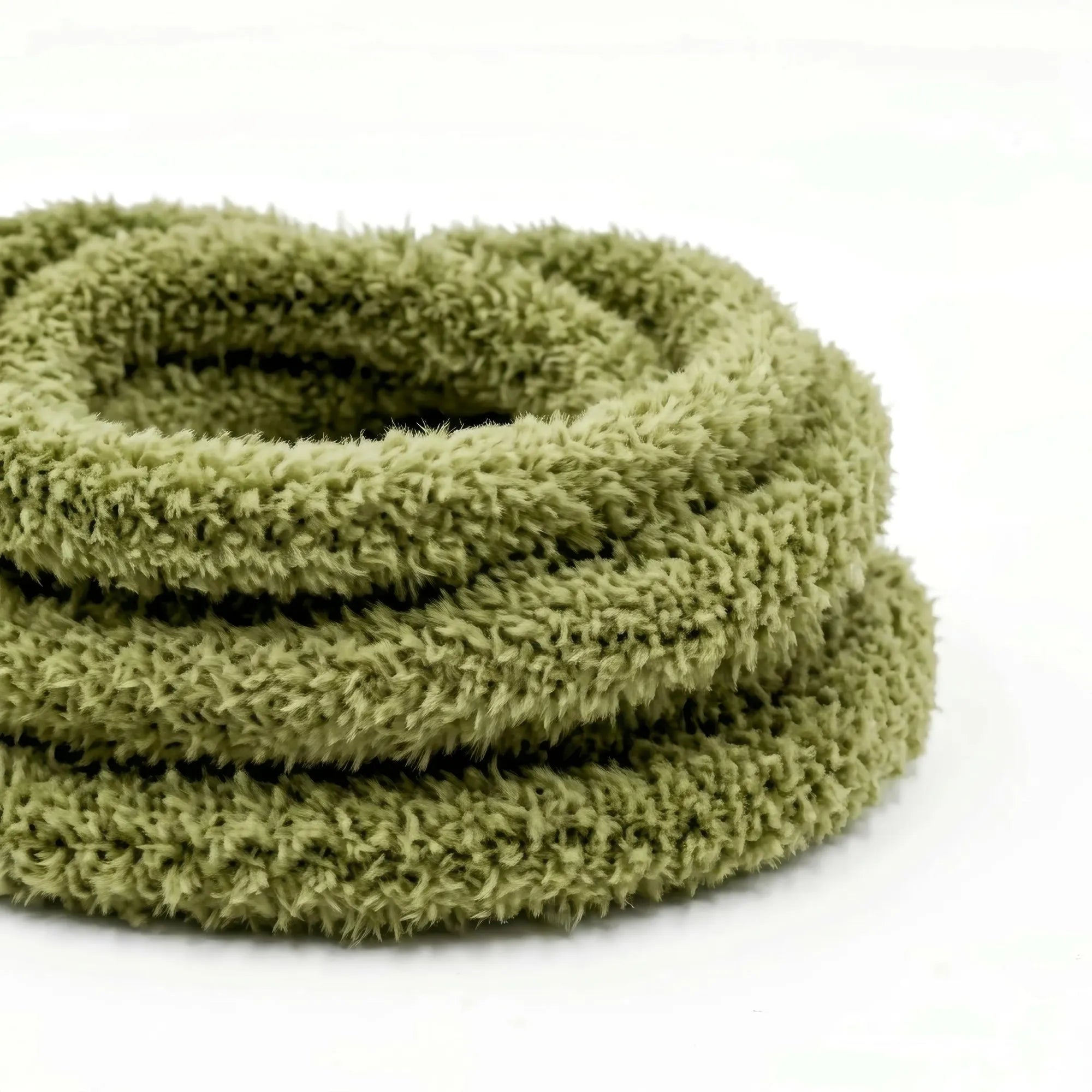 Lacets fluffy vert en peluche pour sneakers